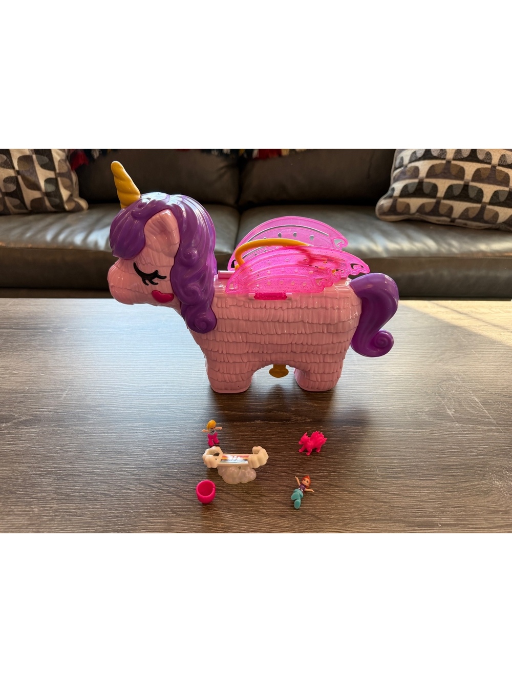 Polly Pocket Unicorn Party Playset 2019 Mattel Pink Pegasus Figures Accessories